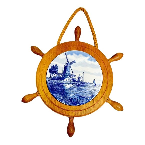 Delft Blue Nautical Wood Ship Wheel & Ceramic Plate Windmill Cheese Board - Picture 2 of 6